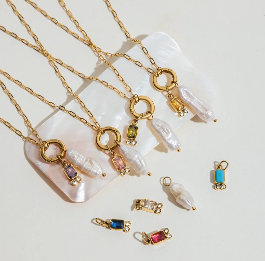 Freshwater Pearl Pendant Necklace