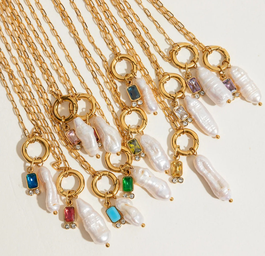 Freshwater Pearl Pendant Necklace