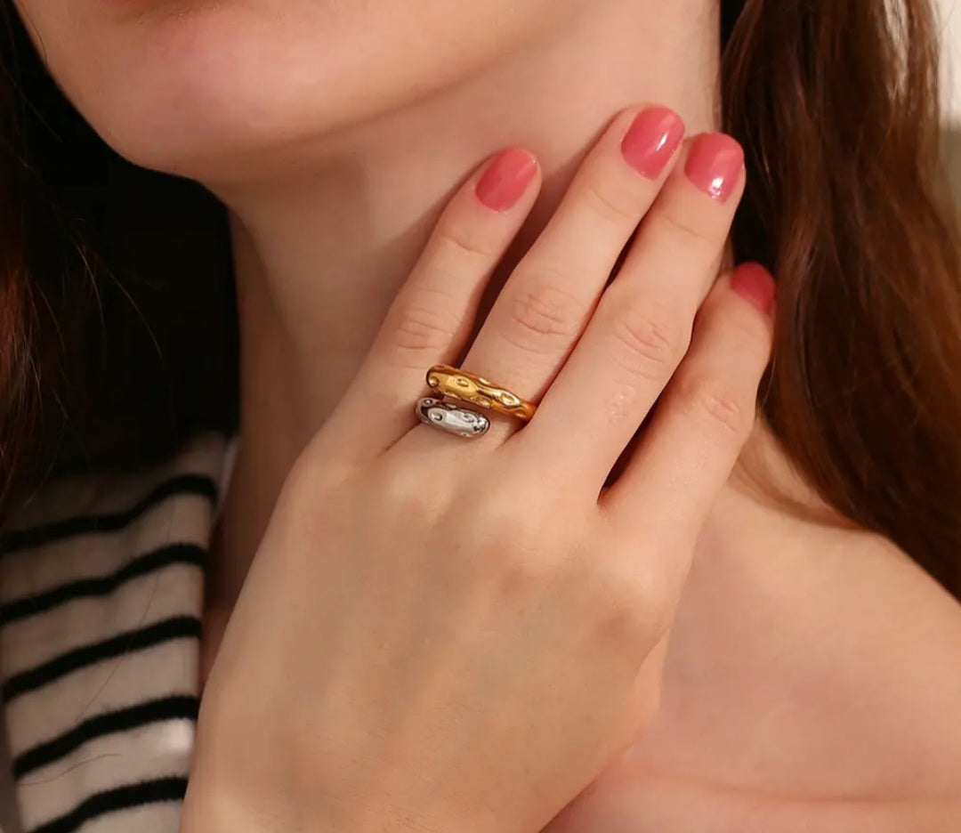 Two Tone Hammer Texture Ring